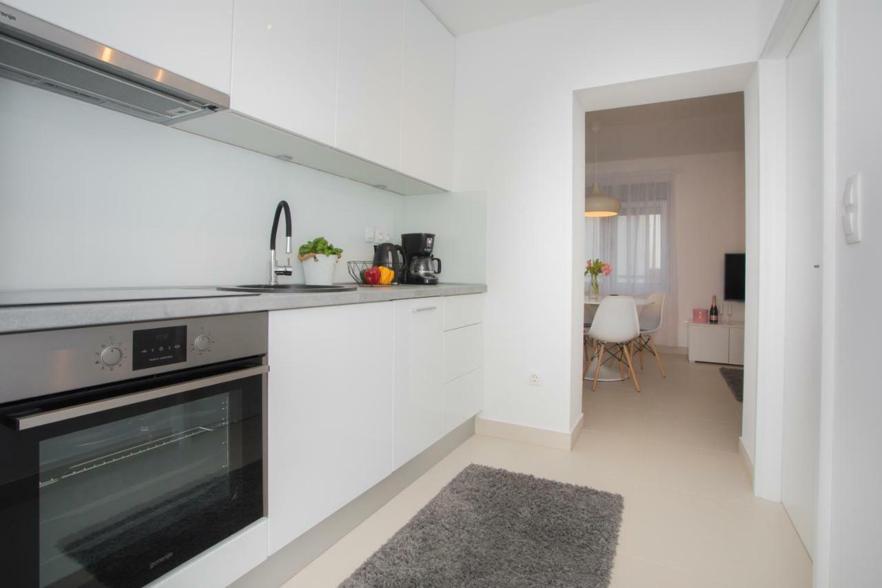 Apartment Luni Primosten Exterior photo